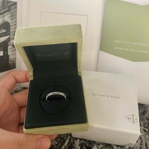 Van Cleef & Arpels Estelle wedding band ring, platinum